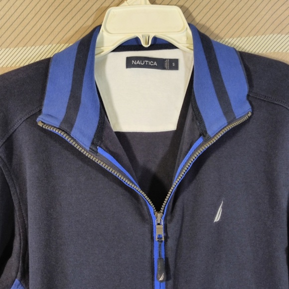 Nautica Full ZipTrack Jacket, Like New. 100% Cotton. - Picture 2 of 8